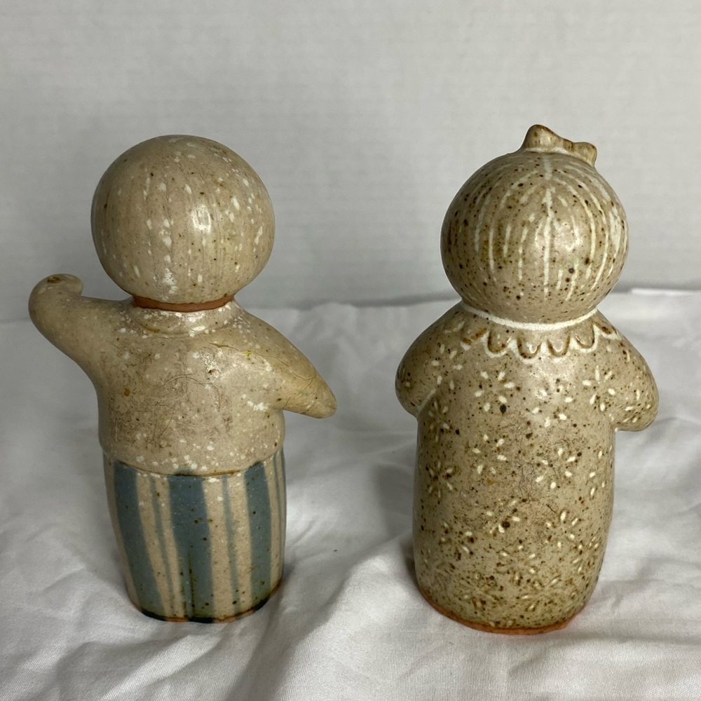 Vintage FF Japan Salt Pepper Shakers Speckled Ceramic Boy Girl Figures Blue Tan - Picture 5 of 10